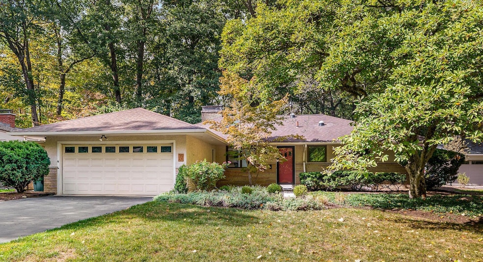 Sold $640,000 • Co-Listing Agent