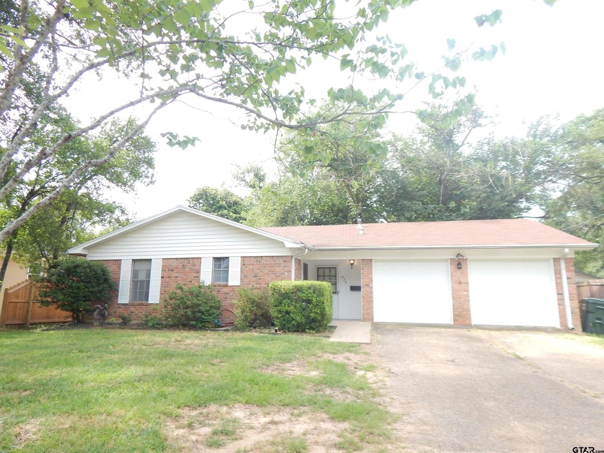 923 923 E 8th St, Tyler, TX 75701 - photo 1