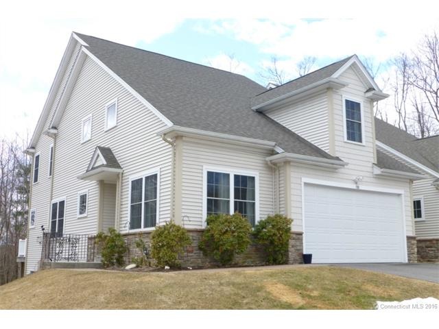 BEAUTIFUL TOP OF THE LINE SPACIOUS 3 BEDROOM CONDO