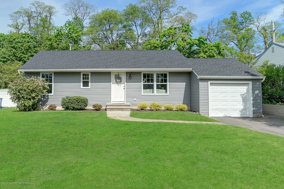 595 Hopping Rd, Belford, NJ 07718 - photo 1