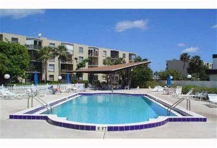 Pool area