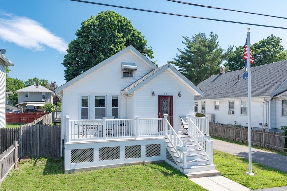 70 Raycroft St, Quincy, MA 02169 - photo 1