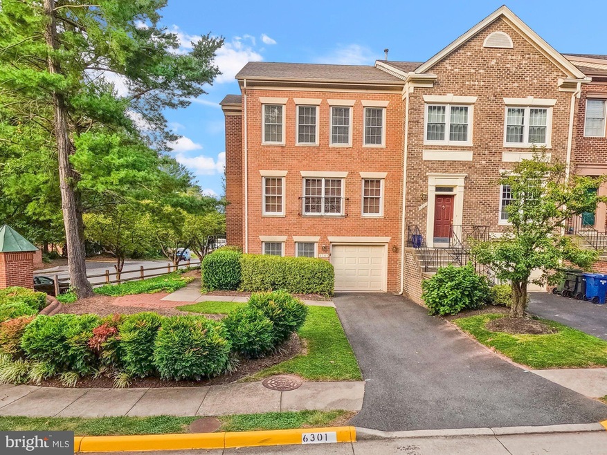 6301 Tisbury Dr, Burke, VA 22015 - photo 1