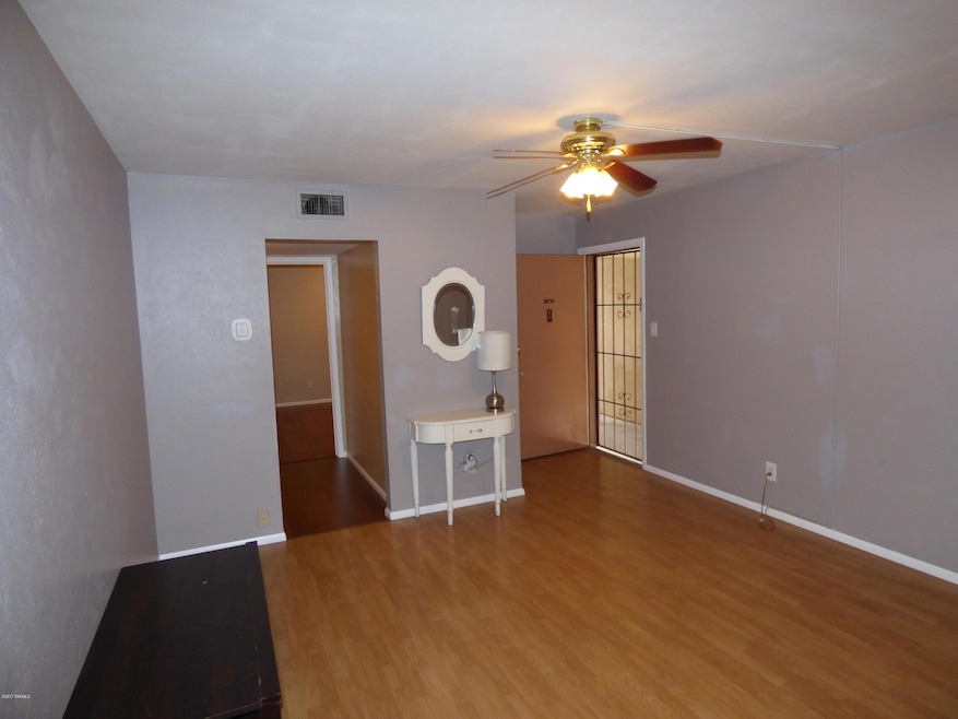 1600 N Wilmot Rd unit 129, Tucson, AZ 85712 - photo 1