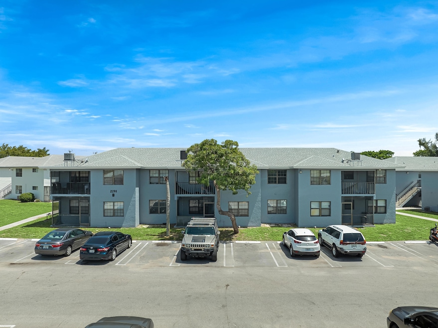 2291 Linton Ridge Cir unit B4, Delray Beach, FL 33444 - photo 1