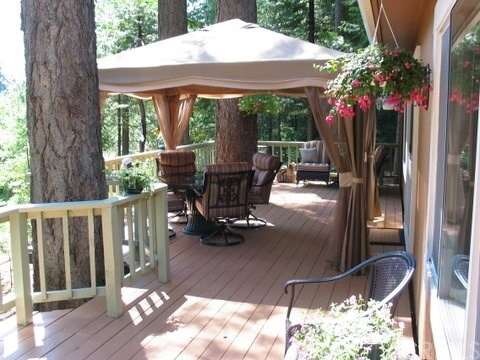 Beautiful Forested Views!