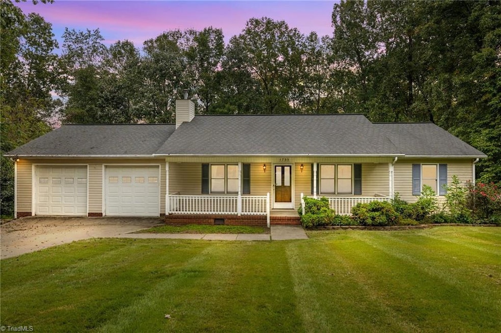 1735 N Pointe Dr, Asheboro, NC 27205 - photo 1