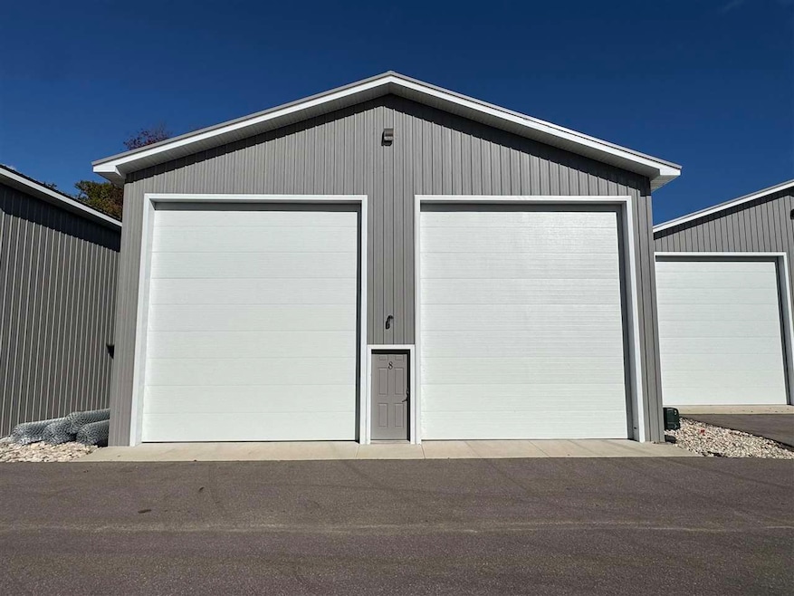 For Sale $129,000 • Co-Listing Agent