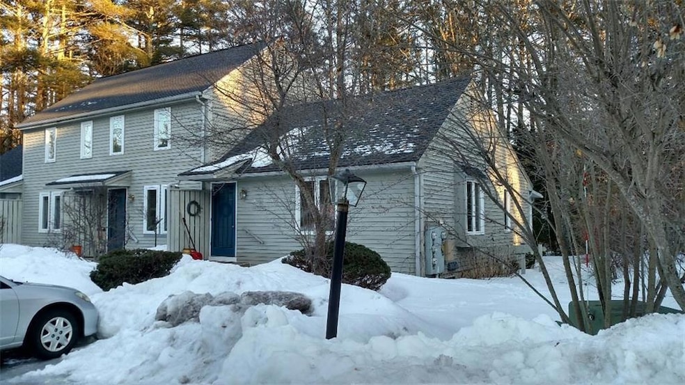 8 High Bluff Dr unit 8, Kennebunk, ME 04043 - photo 1