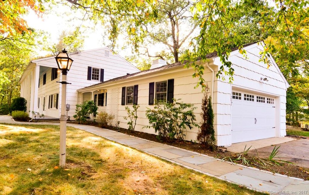 293 Dundee Rd, Stamford, CT 06903 - photo 1