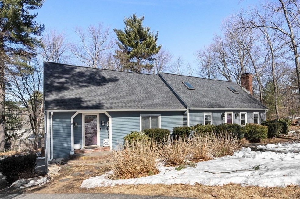 15 Pinecrest Dr, Westborough, MA 01581 - photo 1