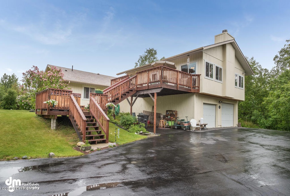 Exterior_2772-SMALL