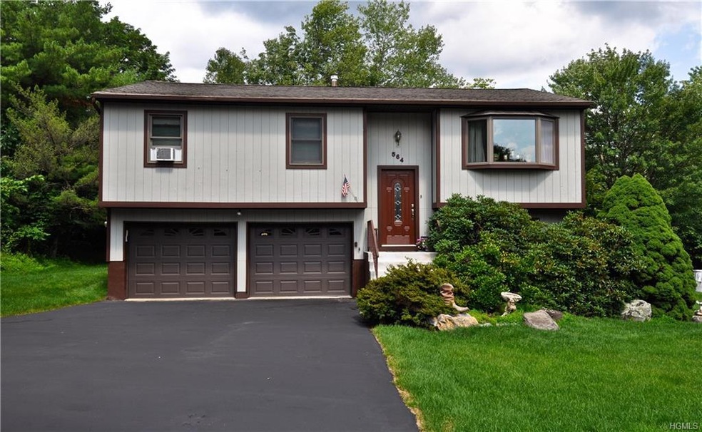 564 High St, Monroe, NY 10950 - photo 1