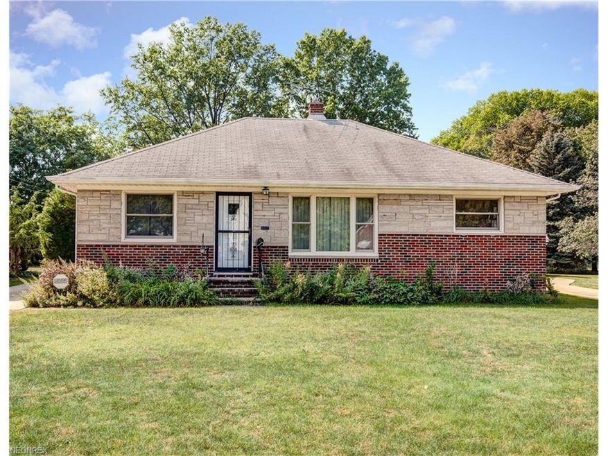 Welcome home to 310 E. 280 St., Euclid, OH 44132!