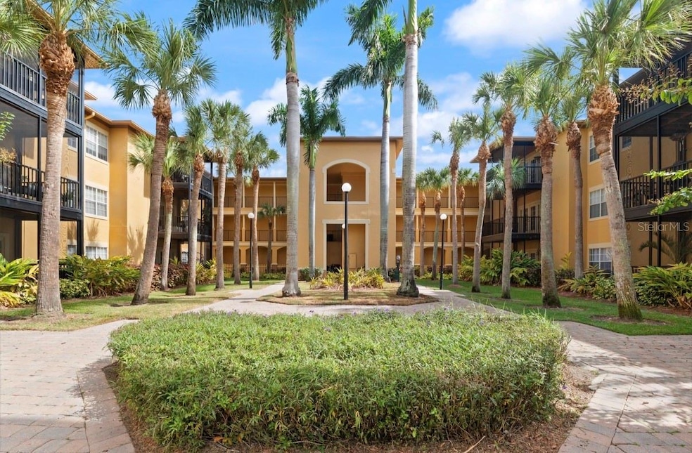 4333 Bayside Village Dr unit 312, Tampa, FL 33615 - photo 1