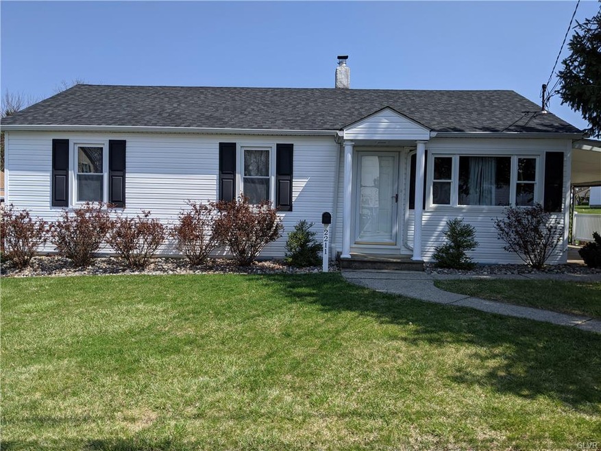 2211 N 3rd Ave, Whitehall, PA 18052 - photo 1