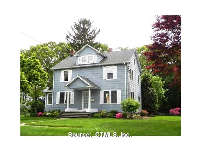 Exterior Front. Curb appeal!  Professionally lands