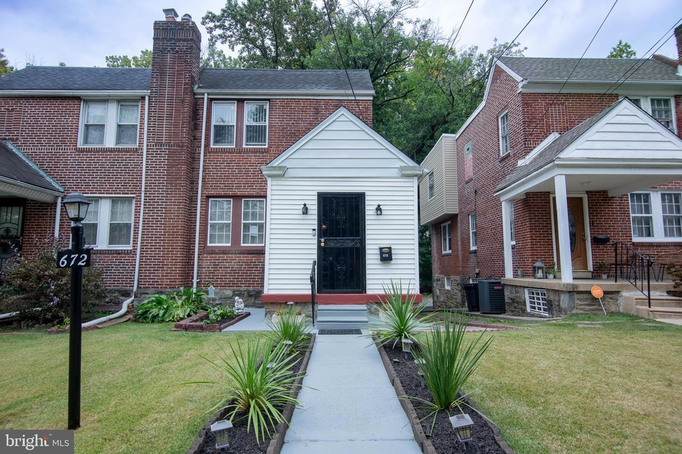 672 Yeadon Ave, Lansdowne, PA 19050 - photo 1