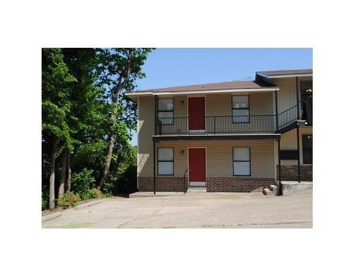 922 W Hughes St, Fayetteville, AR 72701 - photo 1