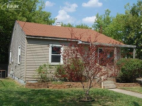 3914 Augusta St, Flint, MI 48532 - photo 1