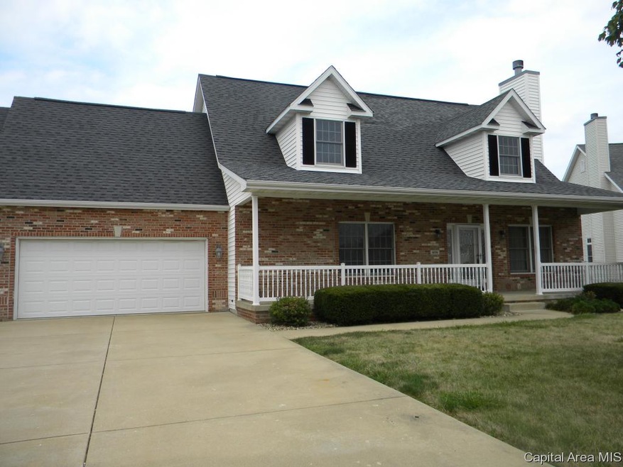 404 James Creek Ln, Jacksonville, IL 62650 - photo 1
