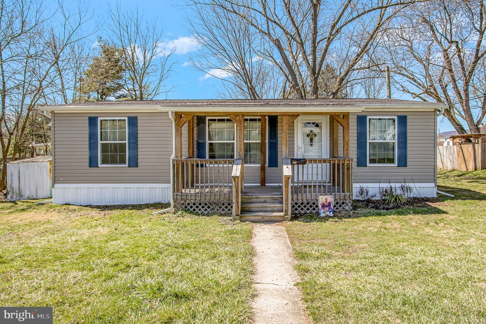 261 Carlisle Ave, Enola, PA 17025 - photo 1