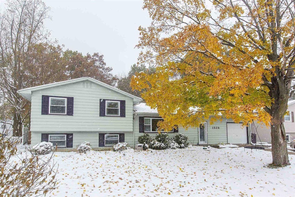 1529 Cantondale Ln, Mishawaka, IN 46544 - photo 1