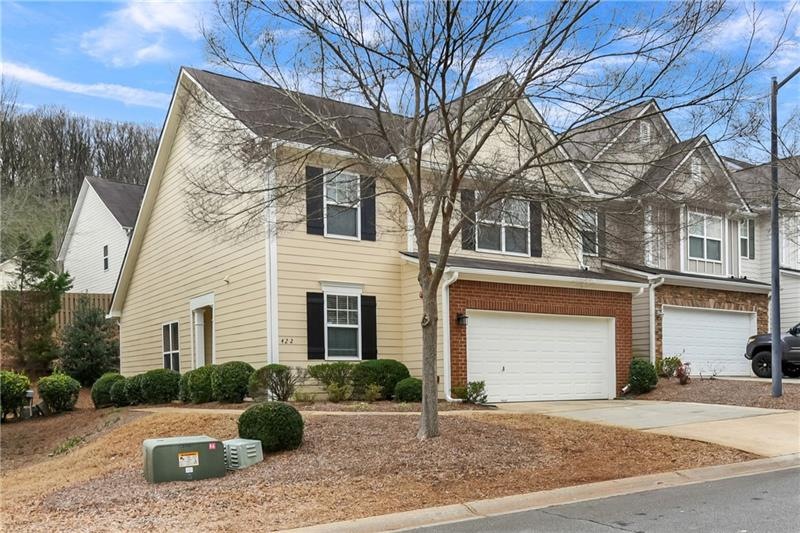 This end unit offers exceptional light and privacy