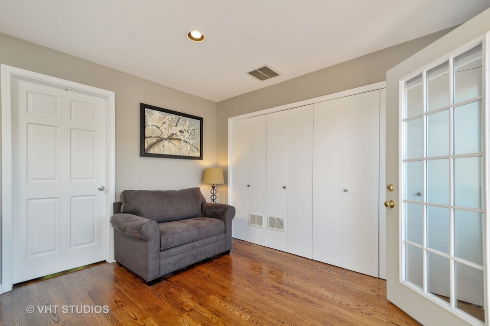 2642 N Southport Ave, Chicago, IL 60614 - photo 1