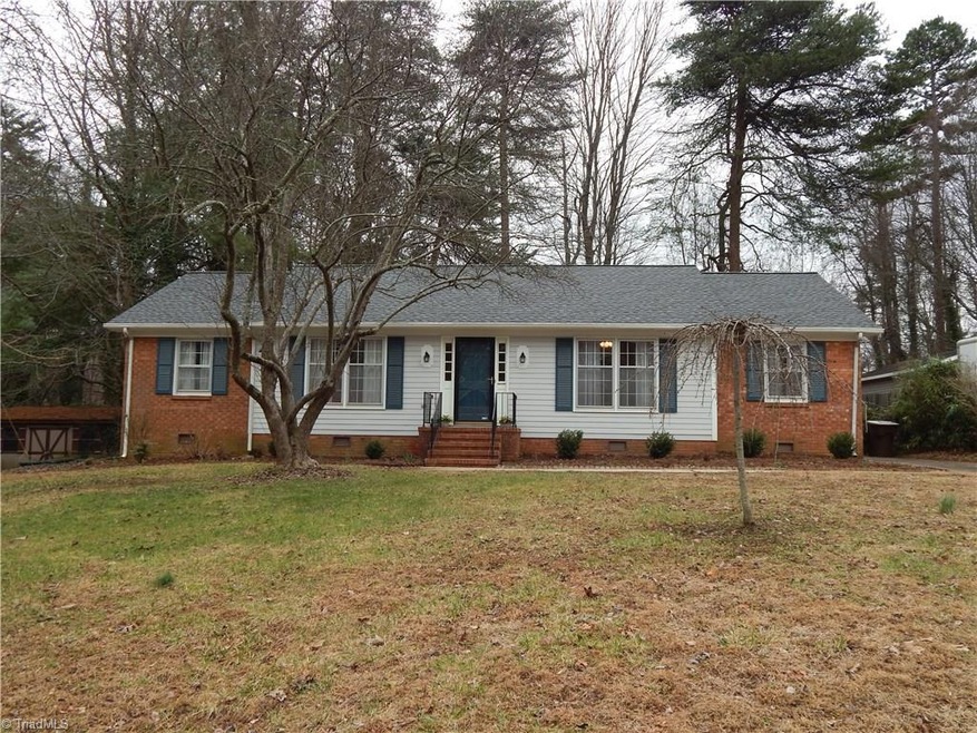 2123 Three Meadows Rd, Greensboro, NC 27455 - photo 1
