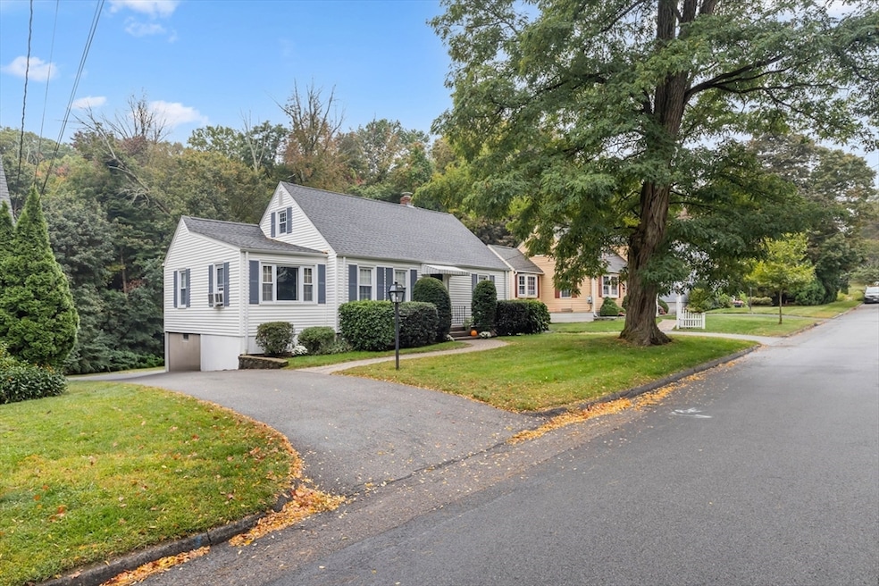 125 Mower St, Worcester, MA 01602 - photo 1