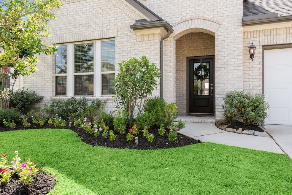 2639 Royal Field Ln, Conroe, TX 77385 - photo 1