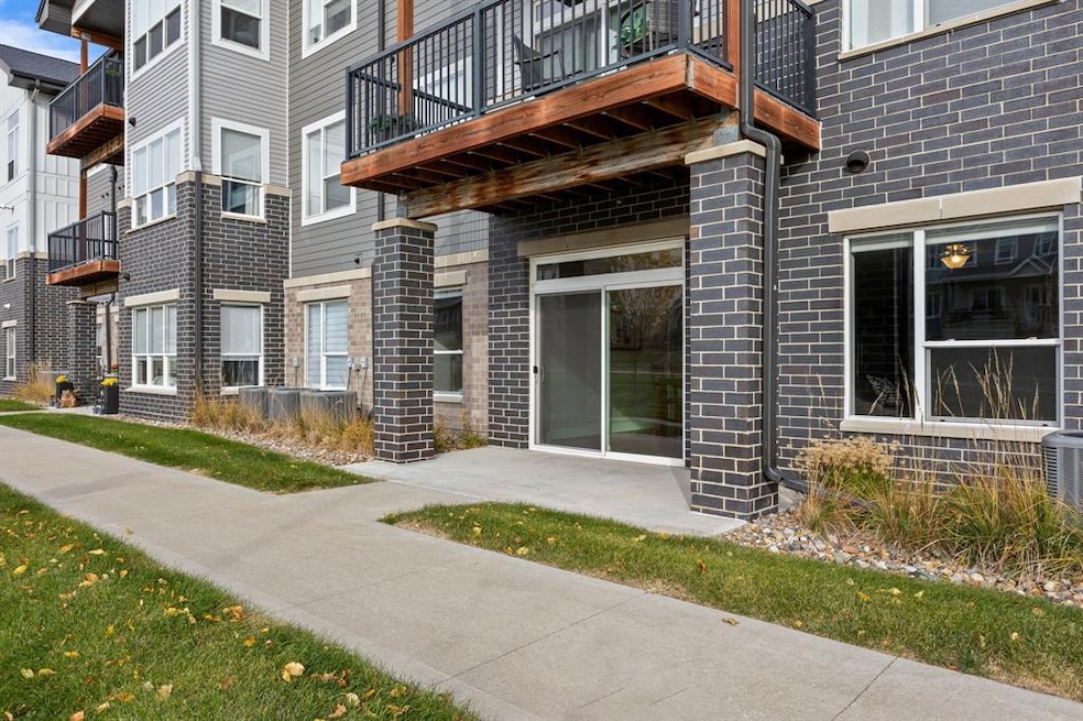 For Sale $290,000 • Co-Listing Agent