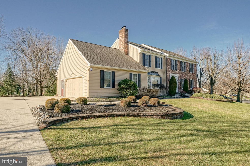 61 Abington Rd, Mount Laurel, NJ 08054 - photo 1