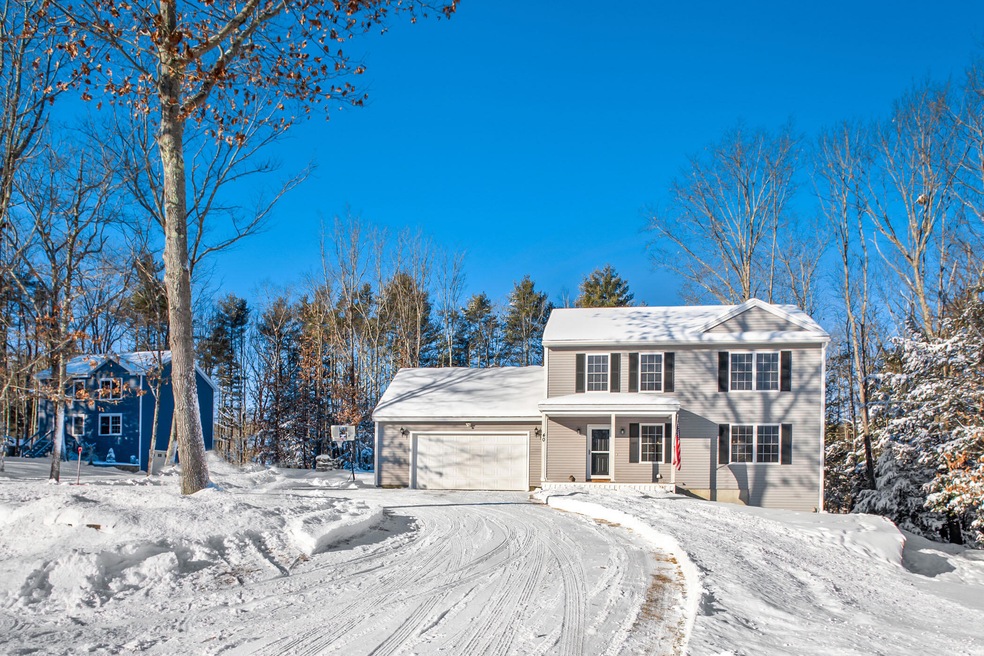 packmaynard_jgirard_40erikaswaykennebunk