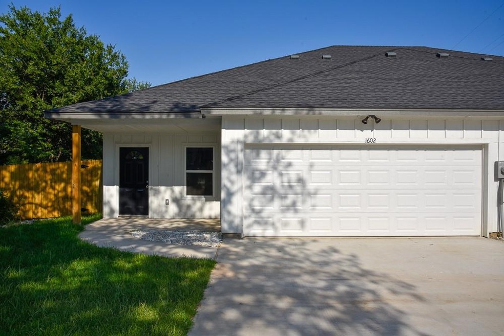 1602 N McDonald Ave, Decatur, TX 76234 - photo 1