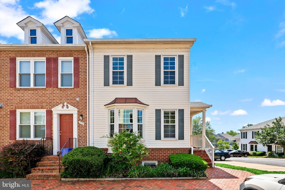 Sold $915,000 • Co-Listing Agent