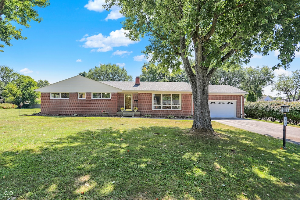 101 Center Ct, Franklin, IN 46131 - photo 1