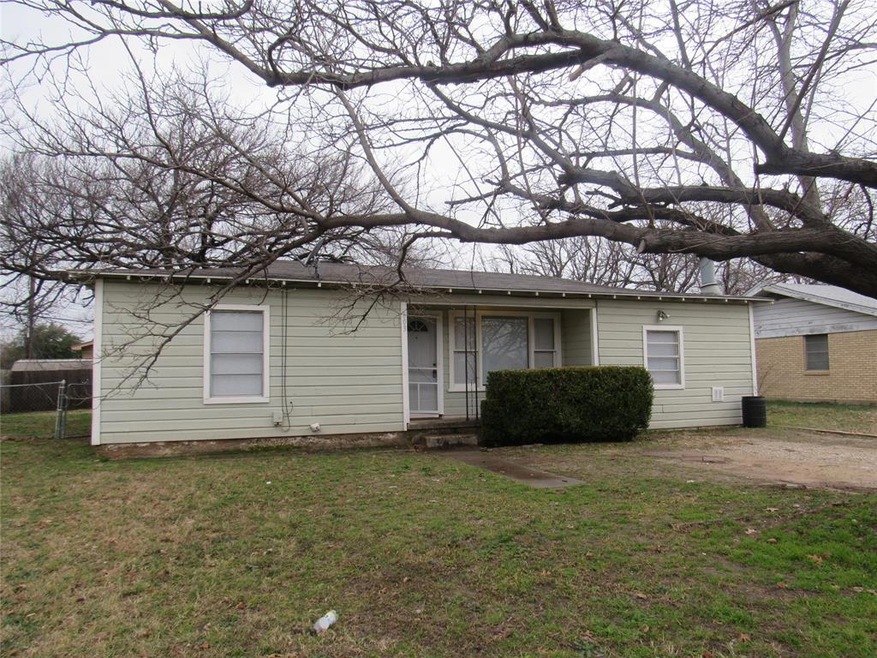 803 Saddle Rd, Fort Worth, TX 76108 - photo 1