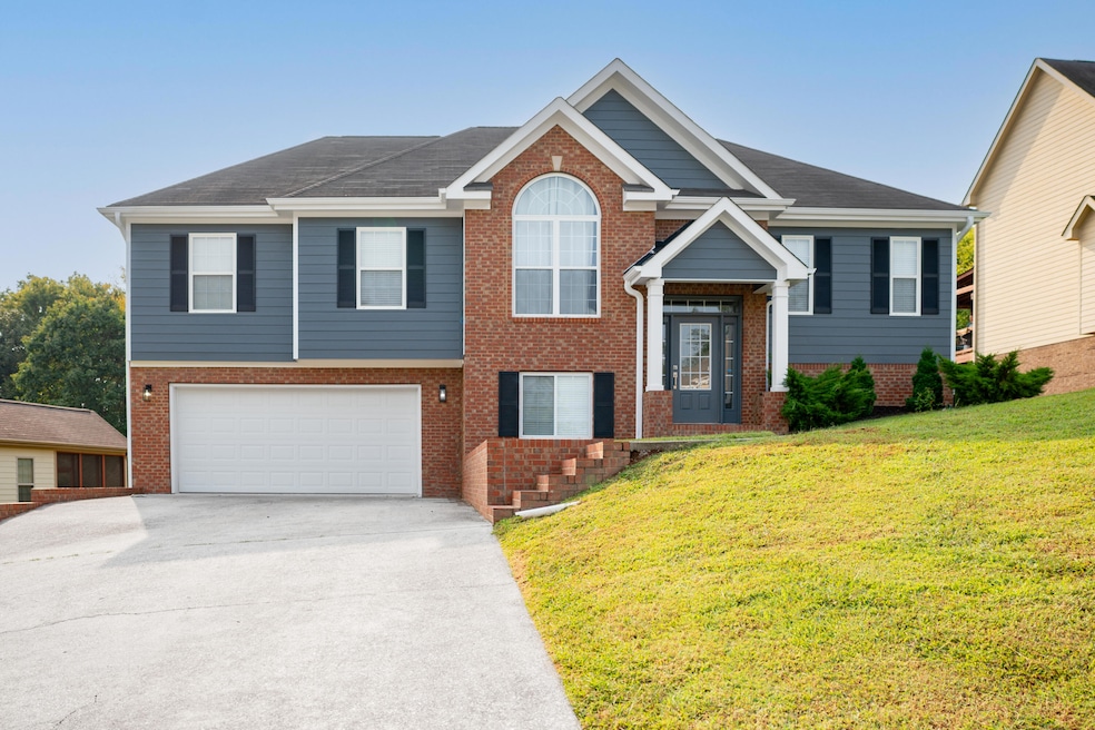 5653 Caney Ridge Cir, Ooltewah, TN 37363 - photo 1