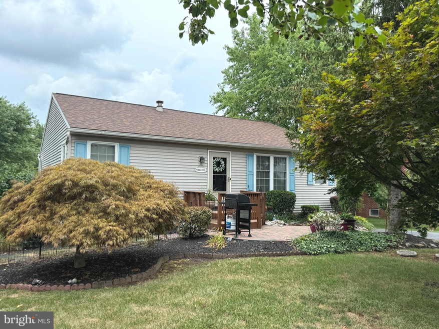 841 Grosstown Rd unit 6, Pottstown, PA 19464 - photo 1