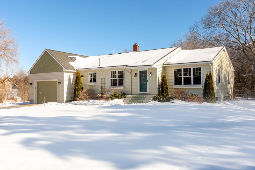 423 Mere Point Main