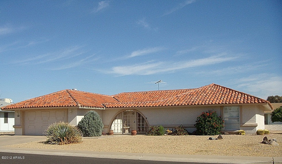 9502 W Cottonwood Dr, Sun City, AZ 85373 - photo 1