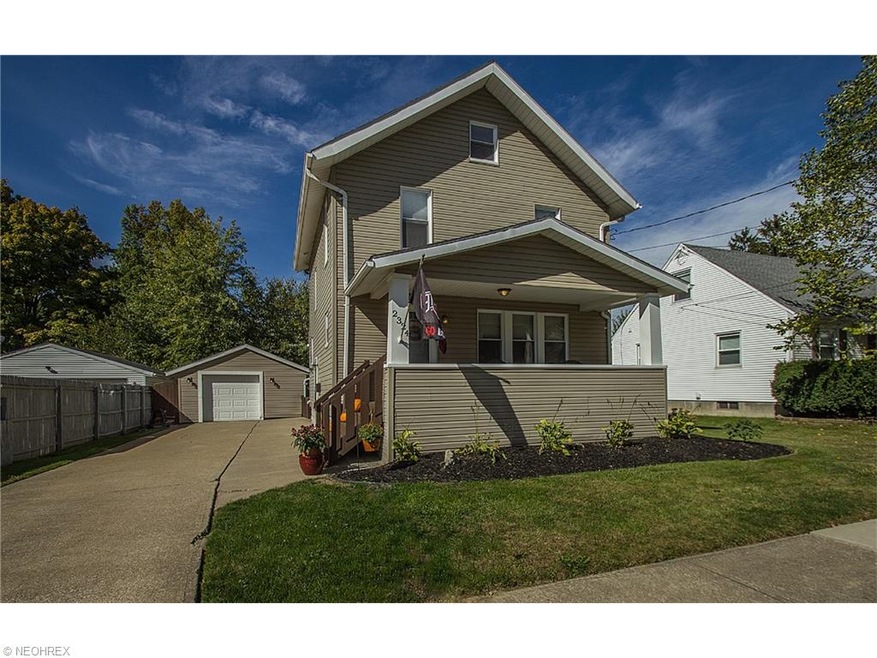 Welcome home to 2324 10th St., Cuyahoga Falls