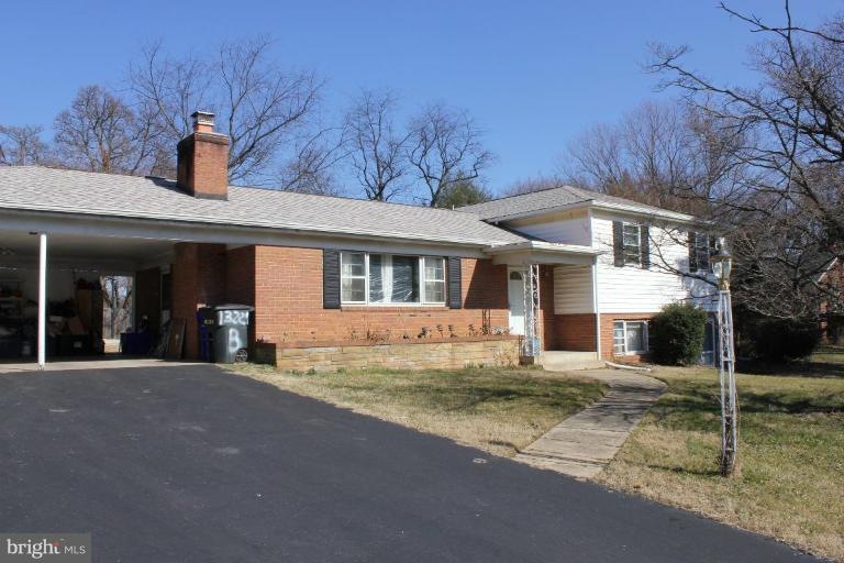 13227 Bregman Rd, Silver Spring, MD 20904 - photo 1