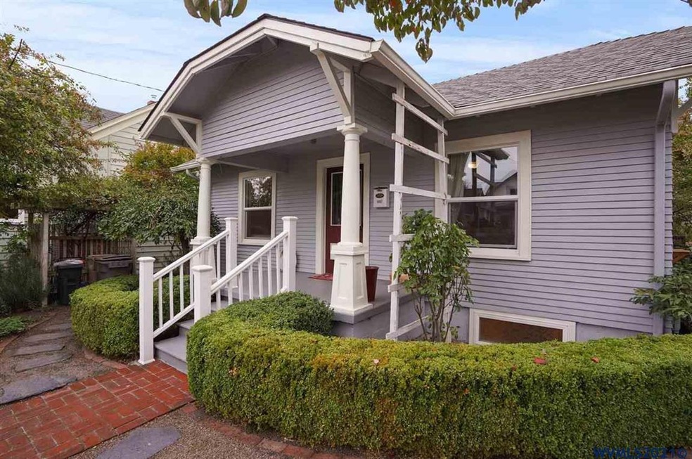 1097 8th Ave SW, Albany, OR 97321 - photo 1