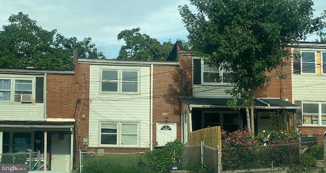 3220 Gorham Ct, Halethorpe, MD 21227 - photo 1