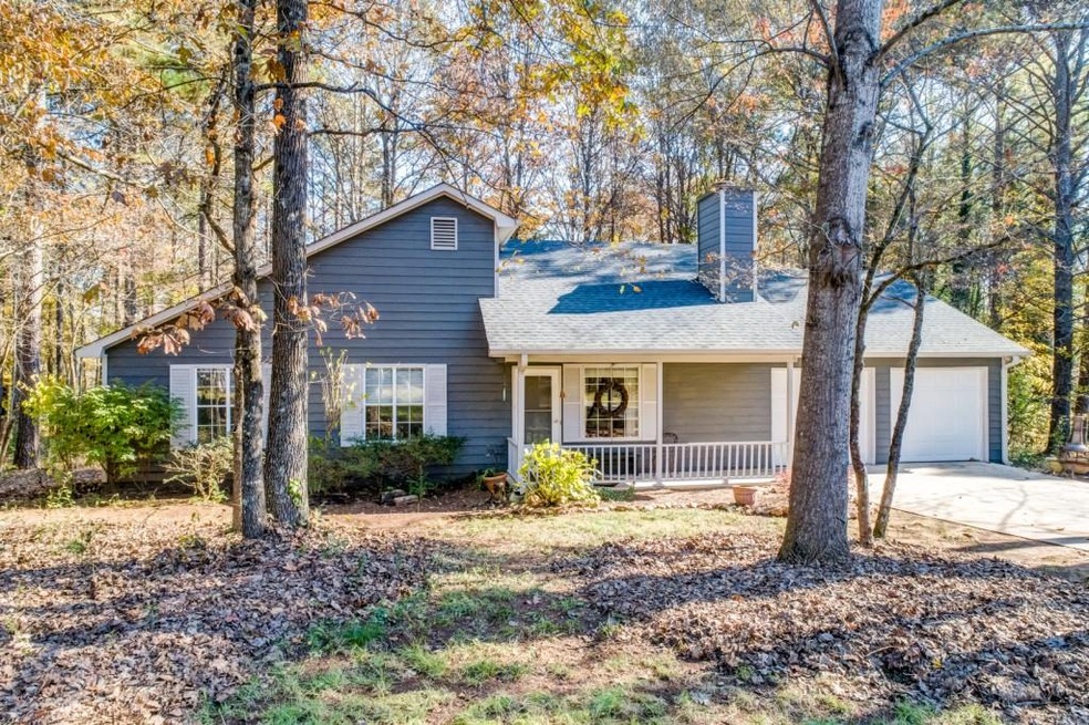 Ranch Home on level lot with No HOA