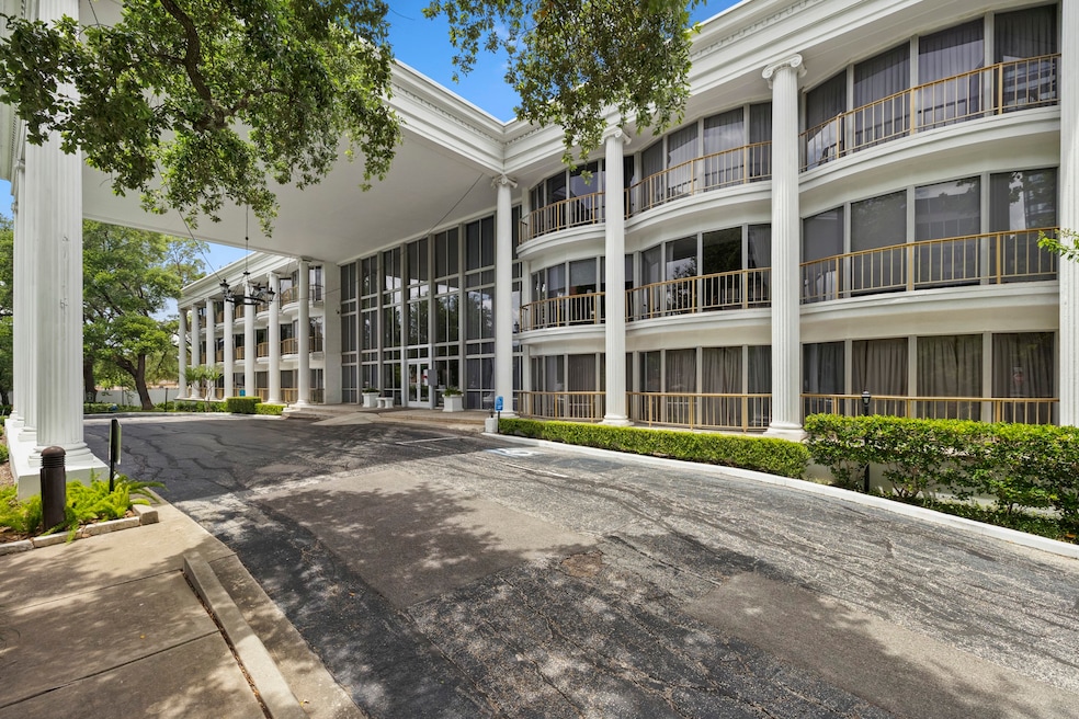 Welcome to The Ambassador at Post Oak. Unit 220 is