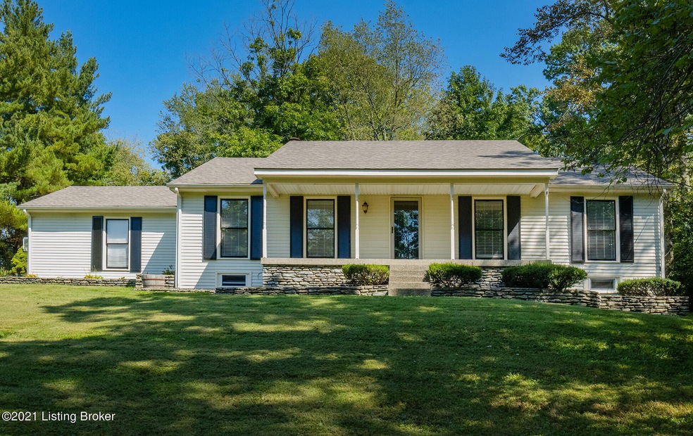 5327-Brookswood-Rd-20211001_001